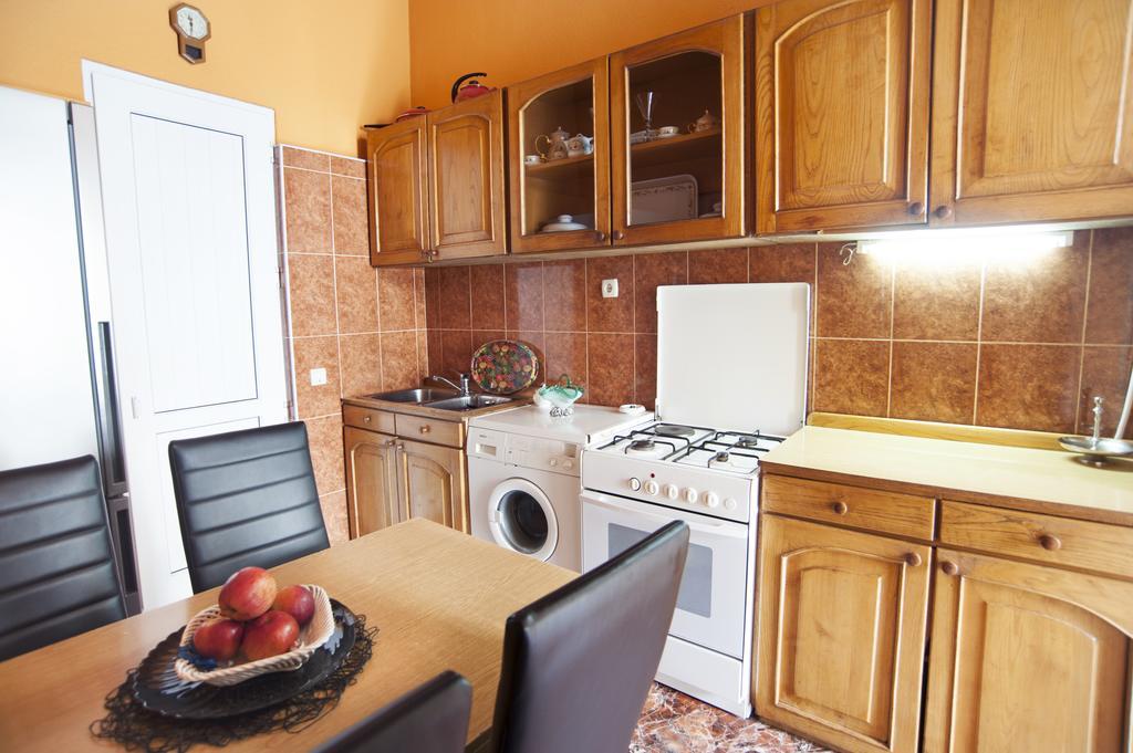 Apartment In Purtseladze Street Tbilisi Esterno foto