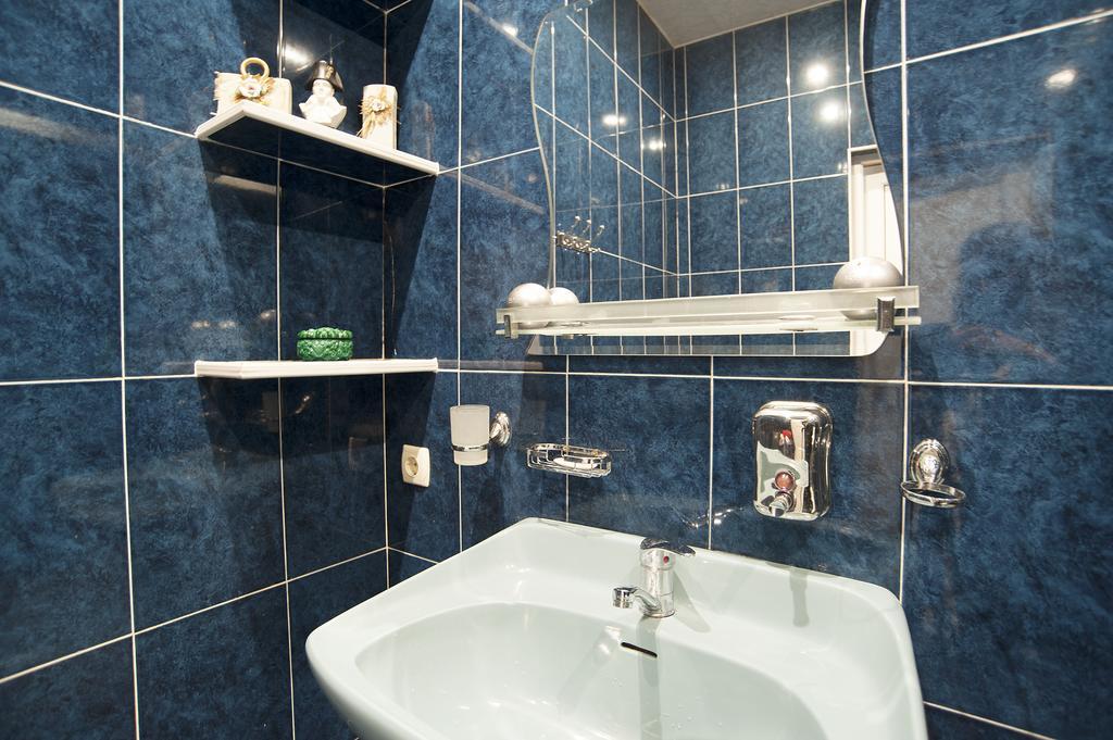 Apartment In Purtseladze Street Tbilisi Esterno foto