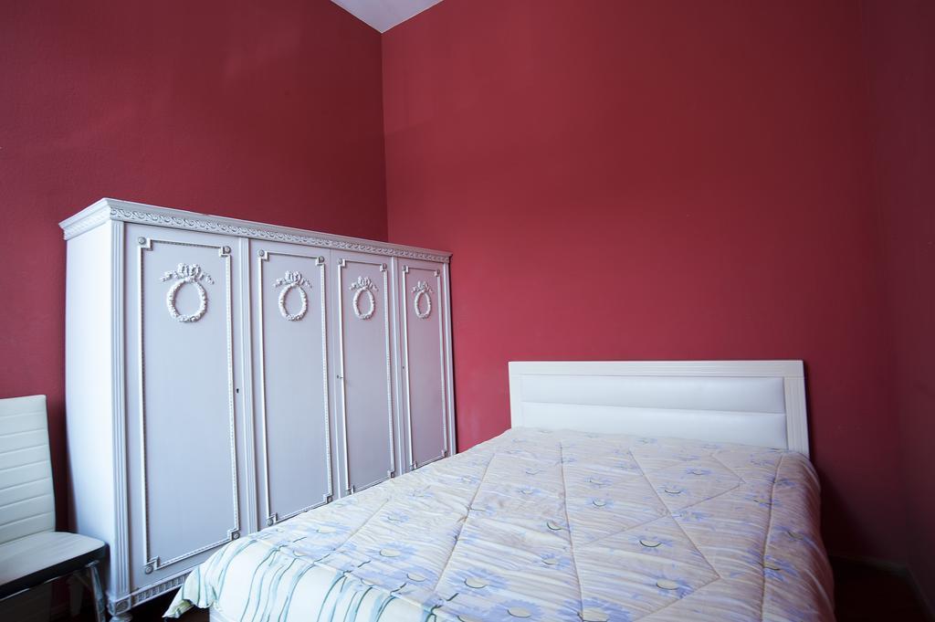 Apartment In Purtseladze Street Tbilisi Esterno foto