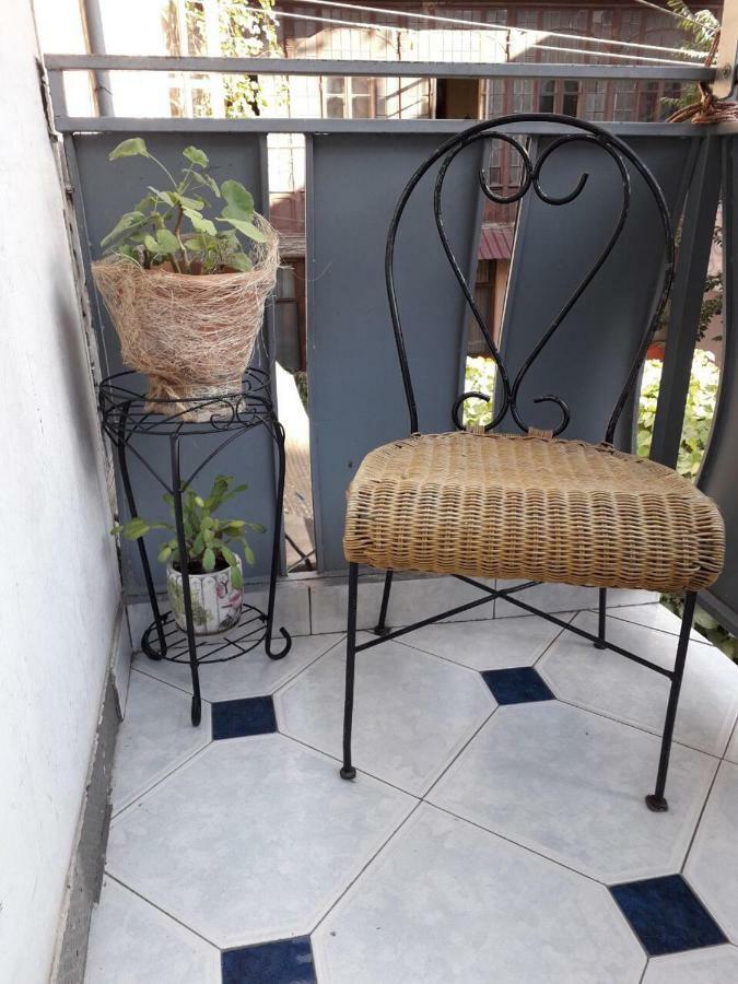 Apartment In Purtseladze Street Tbilisi Esterno foto